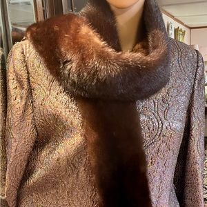 Vtg large genuine brown mink scarf in excellent condition. Approx. 54”.
